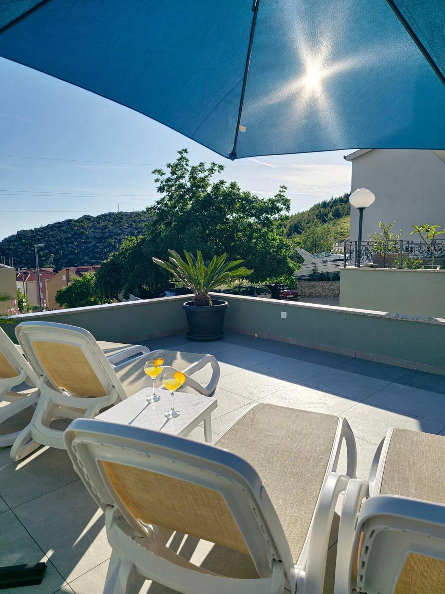 Apartment Tomic 2 Makarska Exterior foto
